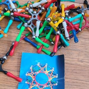 Magz-x Magnetic STEM Building Over 200 ASSORTED VINTAGE Piece Lot